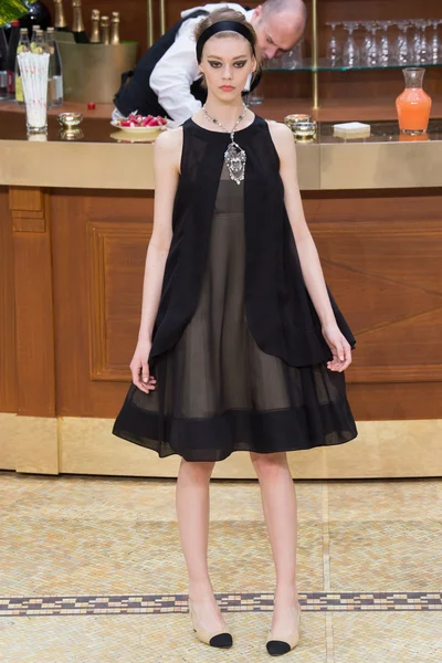 Look 93